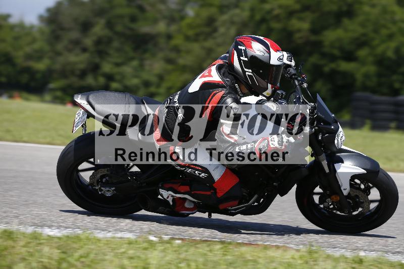 /Archiv-2024/29 12.06.2024 MOTO.CH Track Day ADR/Gruppe gelb/63